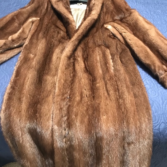 Real fur jacket - Picture 9 of 11